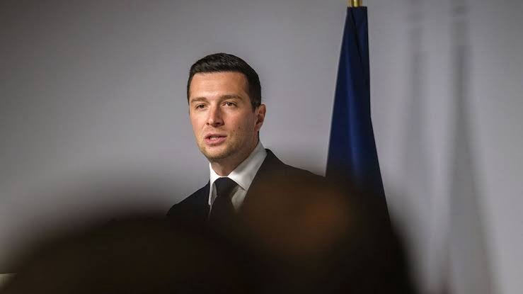 Montée en puissance de Jordan Bardella et Marine Le Pen : qui pour 2027?
