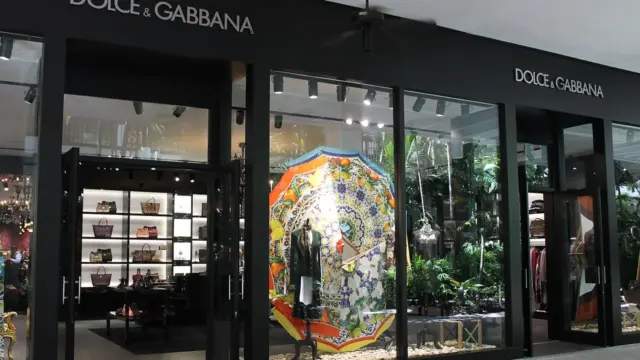 Dolce & Gabbana Meets the Banking Wall: When Independent Luxury Discovers the Price of Debt