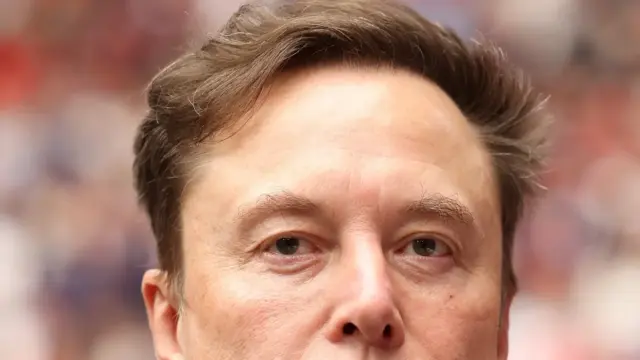 Le monde regarde Elon Musk devenir trillionaire : pourquoi le debut historique de SpaceX peut tout changer