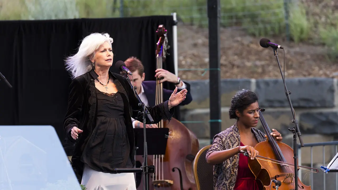 Emmylou Harris tournée d’adieu Europe : Emmylou Harris a achevé sa tournée d’adieu européenne