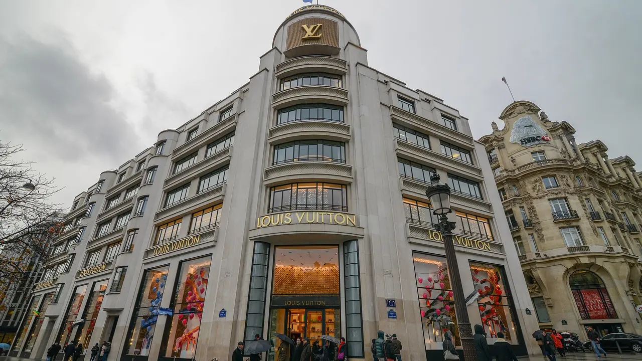 finale-mondial-2026-coffre-louis-vuitton-france-spectacle-planetaire-18-juillet-2026