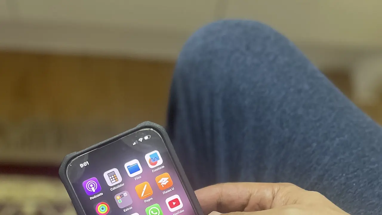 Le signal que personne ne peut plus ignorer : pourquoi l’IA fait grimper le prix des iPhone, consoles et SSD partout dans le monde