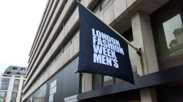 London Fashion Week : la mode sort des podiums