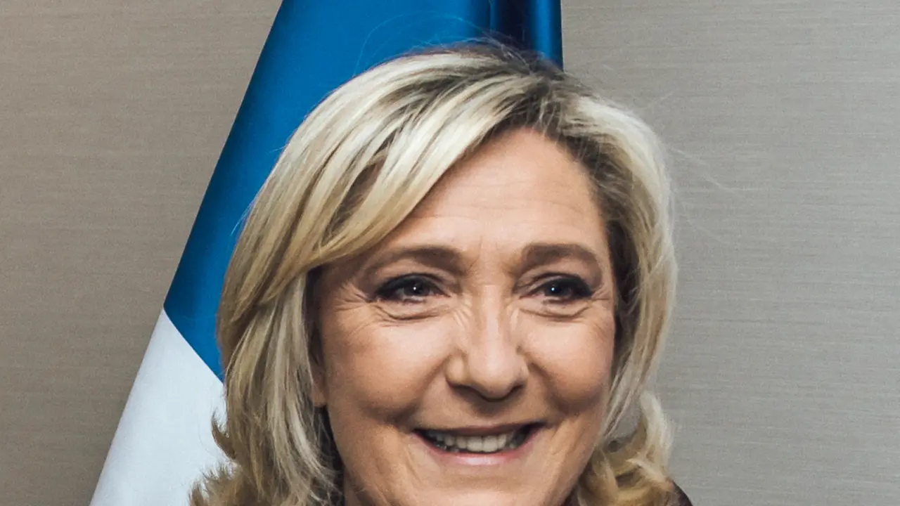 marine-le-pen-relance-2027-france-europe-12-juillet-2026
