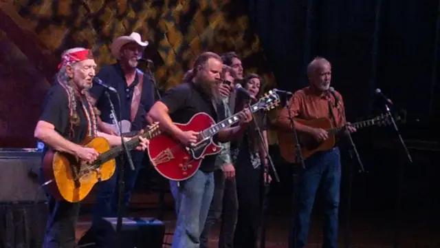 Outlaw Music Festival : Willie Nelson transforme la route en empire live