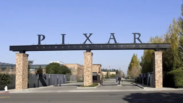 pixar-108-postes-supprimes-toy-story-5-milliard-24-juillet-2026