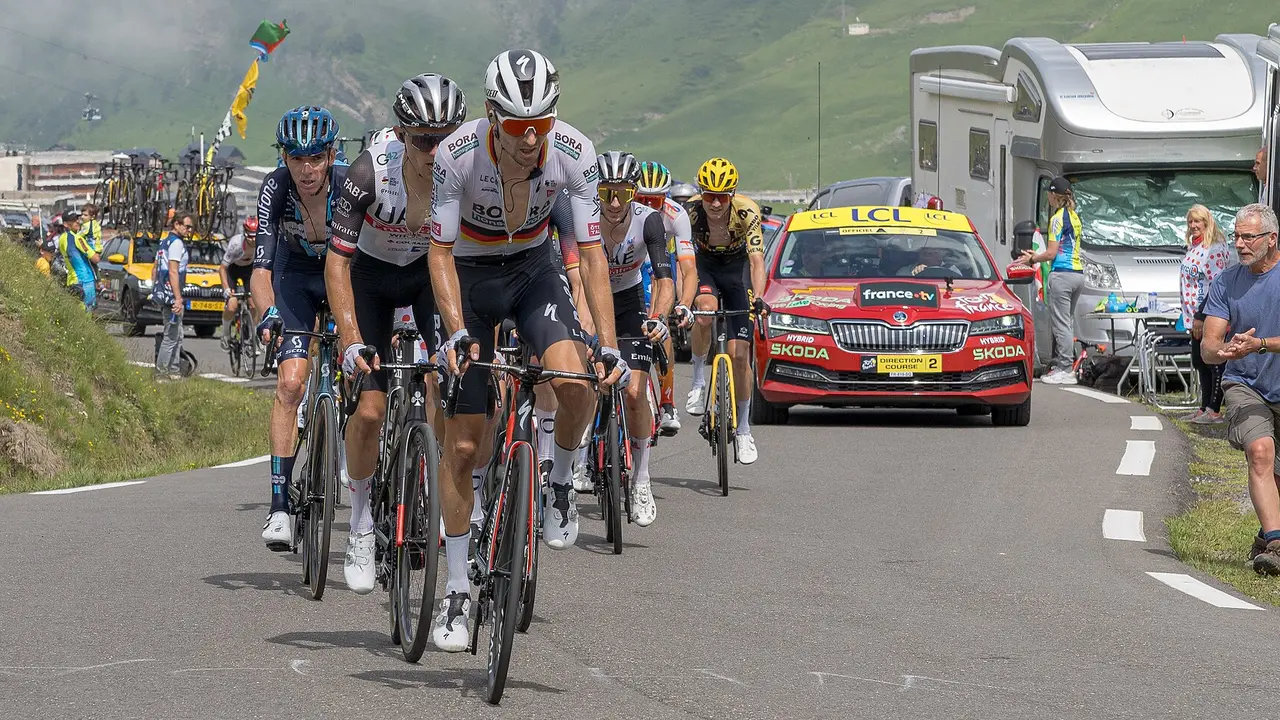 tour-france-etape-17-chambery-voiron-piege-alpes-22-juillet-2026