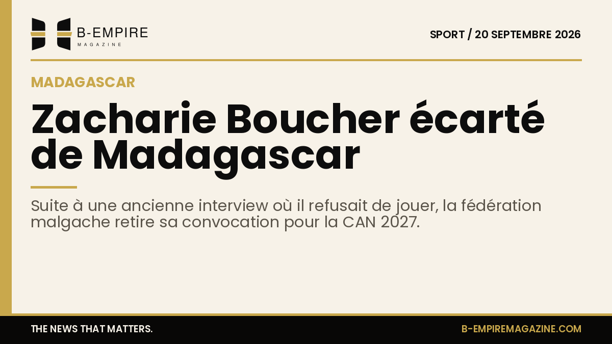 Portrait de Zacharie Boucher, gardien de but, sur un fond aux couleurs sobres