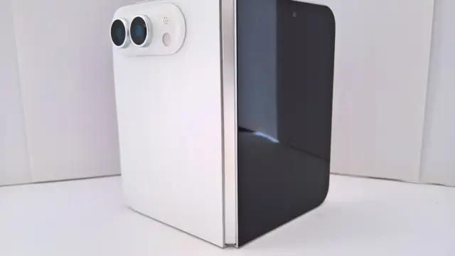 Apple dévoile des apps optimisées pour l’iPhone Duo, premier iPhone pliable