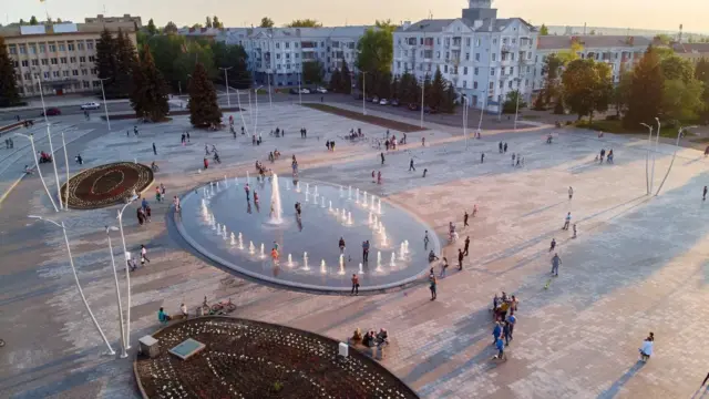 bombe-planante-kramatorsk-zelensky-hommage