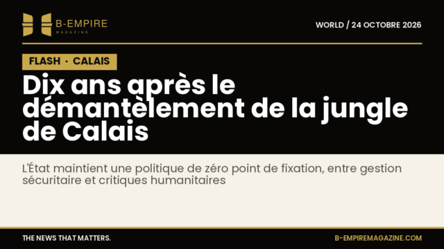 Visuel avec un bloc noir marqué FLASH et le titre en lettres blanches et or sur fond noir évoquant le démantèlement de la jungle de Calais