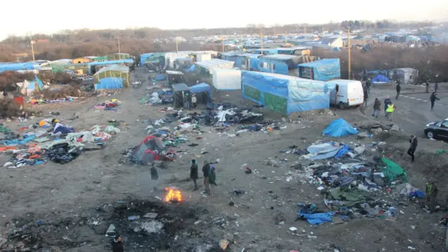 Dix ans après la fin de la jungle de Calais, un bilan contrasté du démantèlement