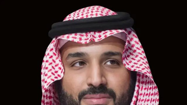 تُعَطِّلُ الضربات الحوثية مطار الرياض وتُهَزُّ الاقتصاد السعودي.