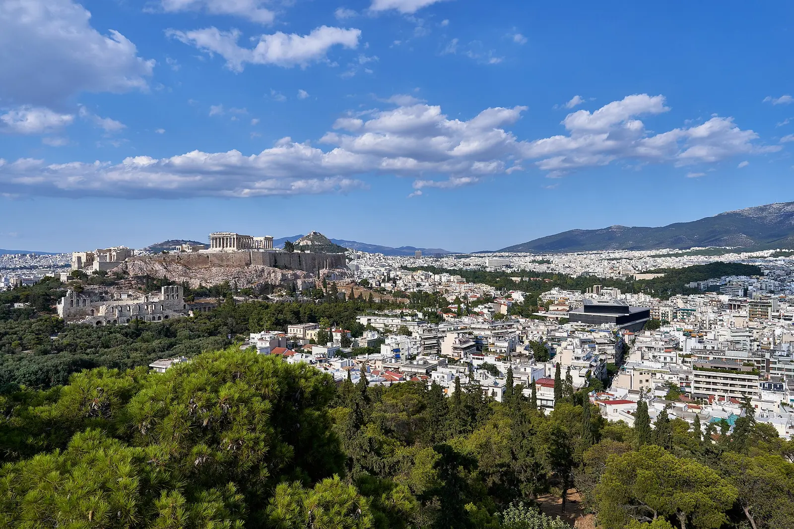 La Grèce interdit l’accès aux réseaux sociaux aux moins de 15 ans dès 2027
