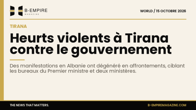 Manifestants attaquant des bâtiments gouvernementaux à Tirana avec présence de fumée et forces antiémeutes déployées