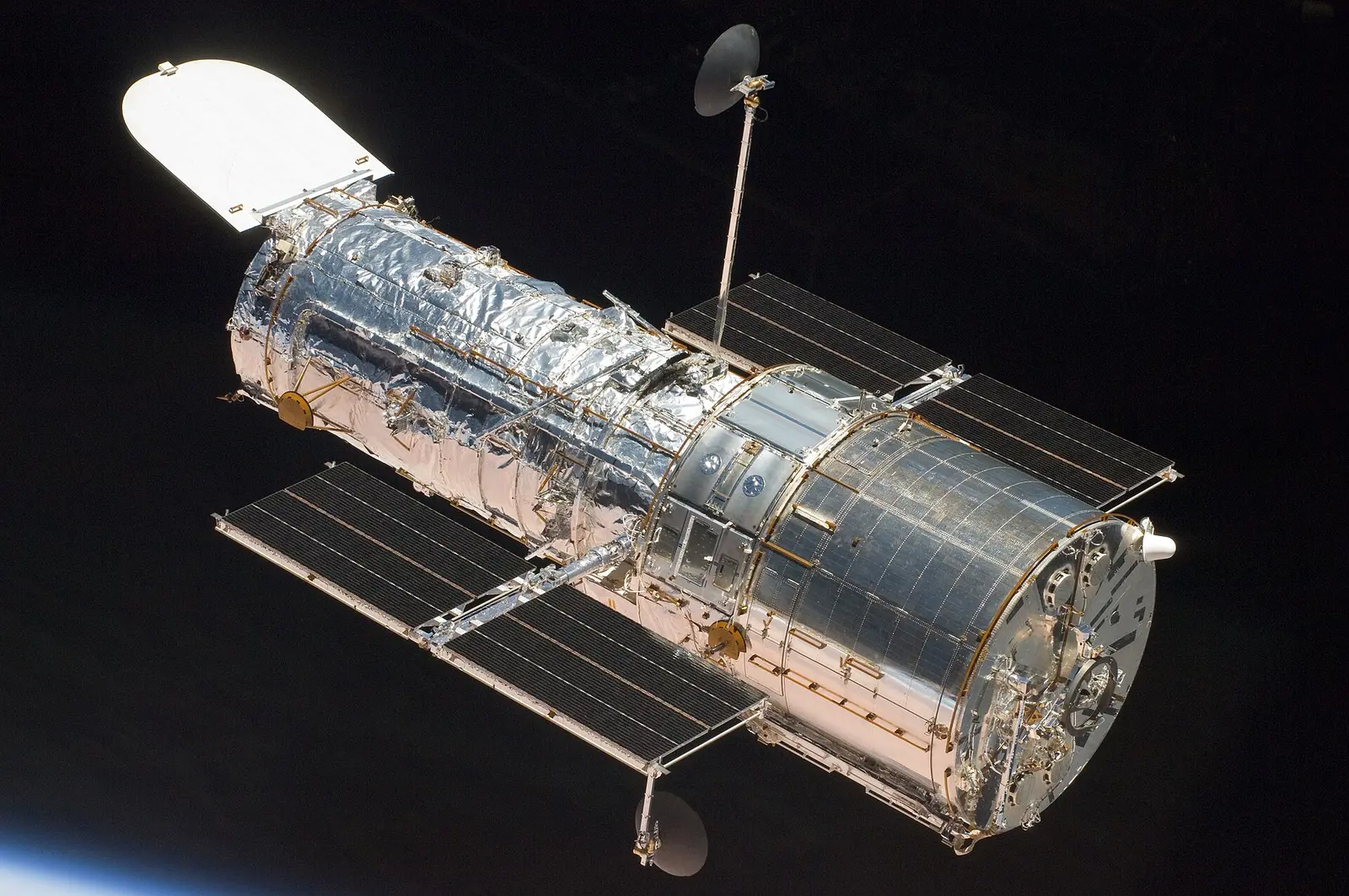 Hubble cartographie les lentilles gravitationnelles en vue du télescope spatial Roman
